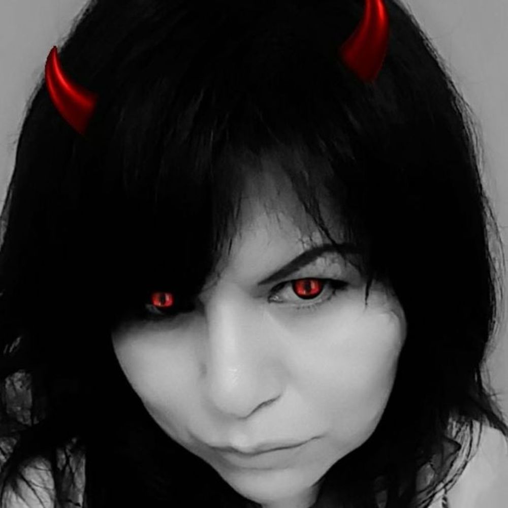 Meet your Posher, Maria